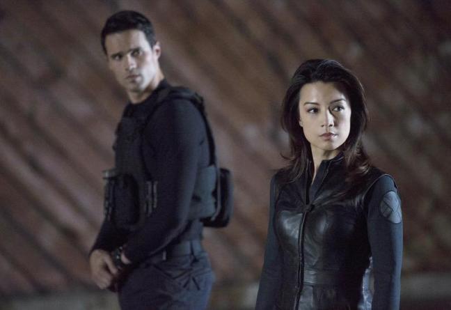 ship, series, romance, may, melinda, ming-na-wen, ward, agents of shield, agentes de shield,